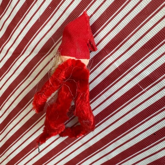 Vintage Handmade Chinelle Red Scandinavian Christmas Santa Ornament - Picture 2 of 3